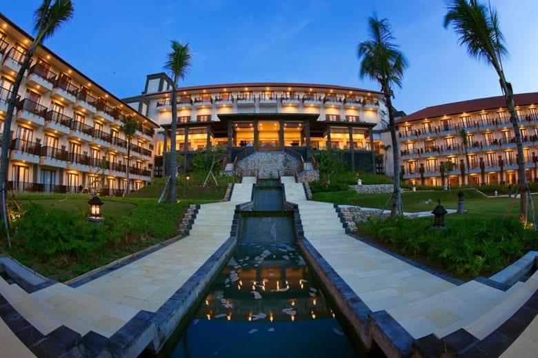 New Kuta Hotel By Lorin Uluwatu Exterior foto